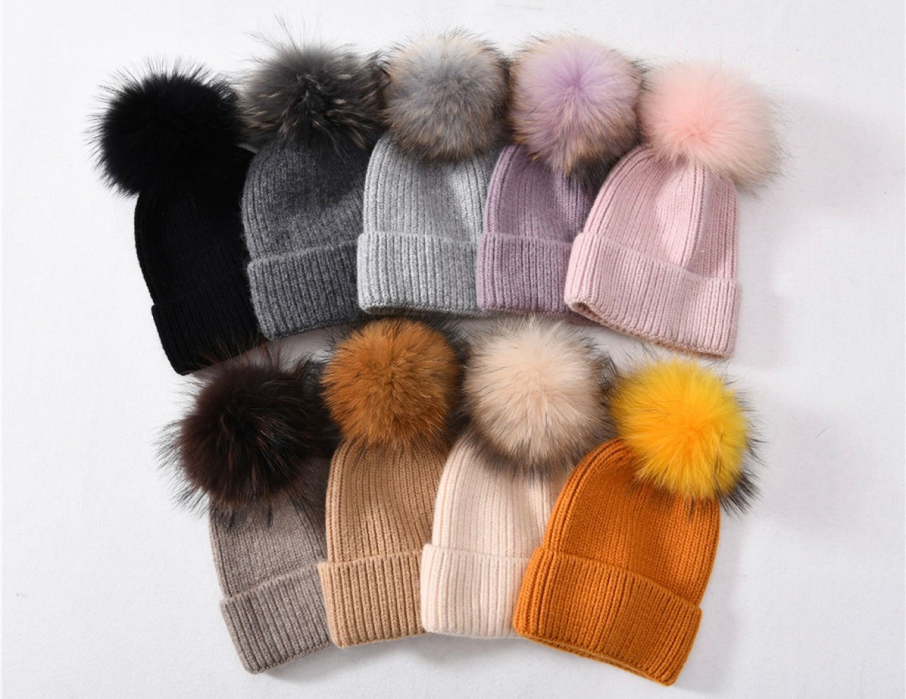 Wool hat with fox fur pon pon